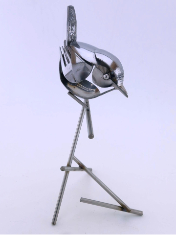 Wren on Twiggs